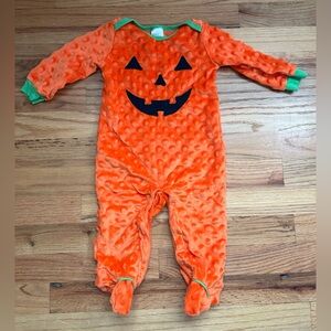 Pumpkin Outfit. Size 9 Months